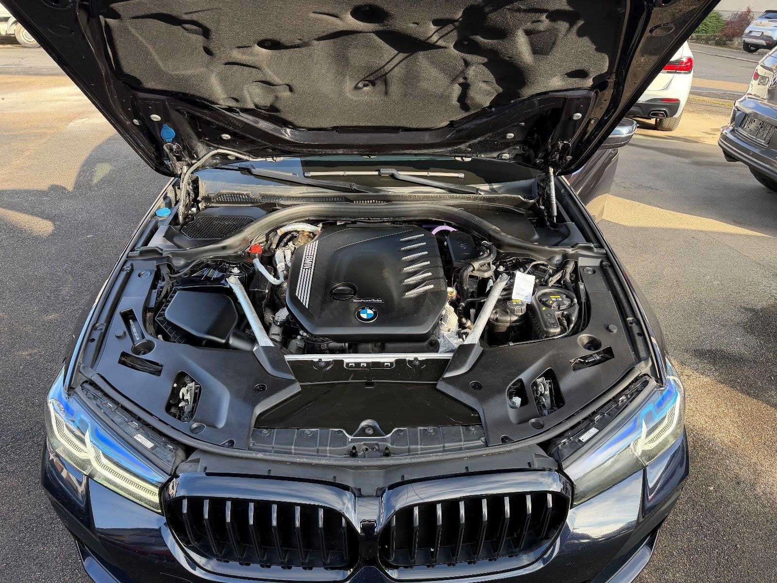 BMW 530 d x M Sport Leder HUD ACC Kamera Laser foto 15