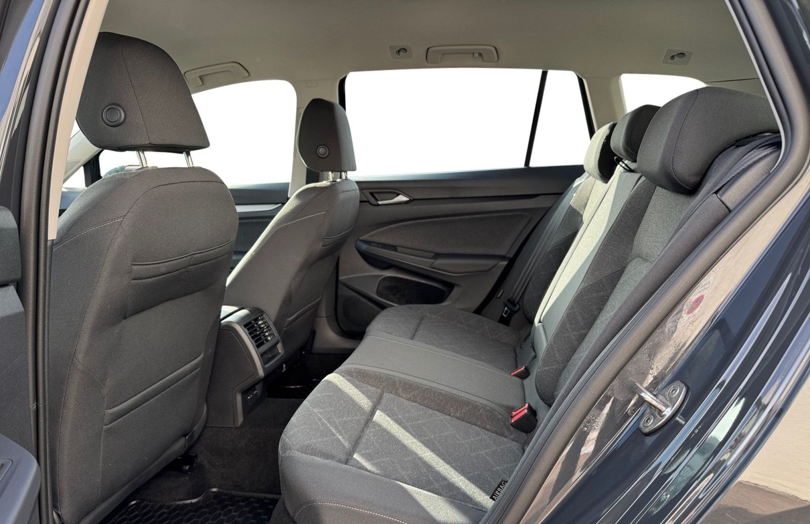 Volkswagen Golf VIII Variant 1.0TSI Life ACC LED+ Navi PDC foto 11