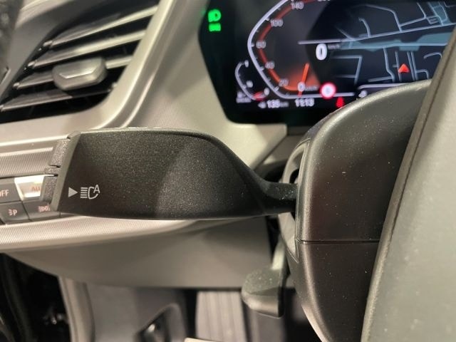 BMW 120 d Advantage Automatik EU6d Navi LED Virtual  foto 19