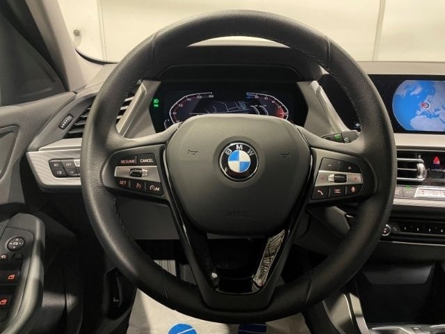 BMW 120 d Advantage Automatik EU6d Navi LED Virtual  foto 10