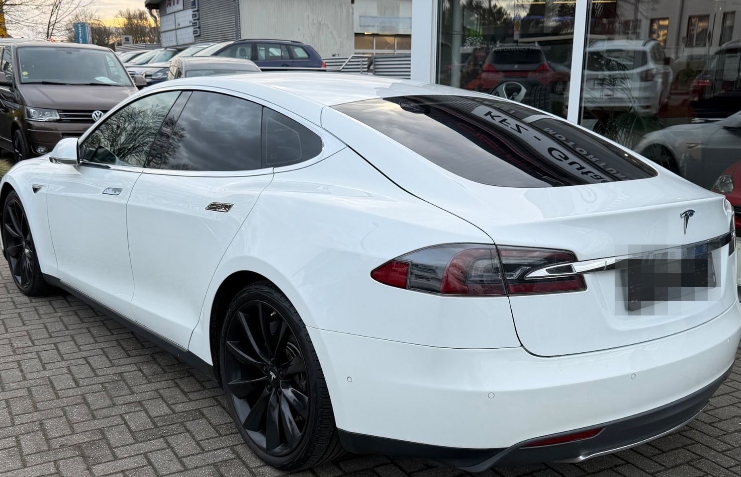 Tesla Model S 85D Performance foto 4