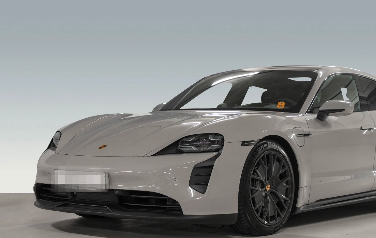 Porsche Taycan GTS HeadUp Beifahrerdisplay Burmester foto 9