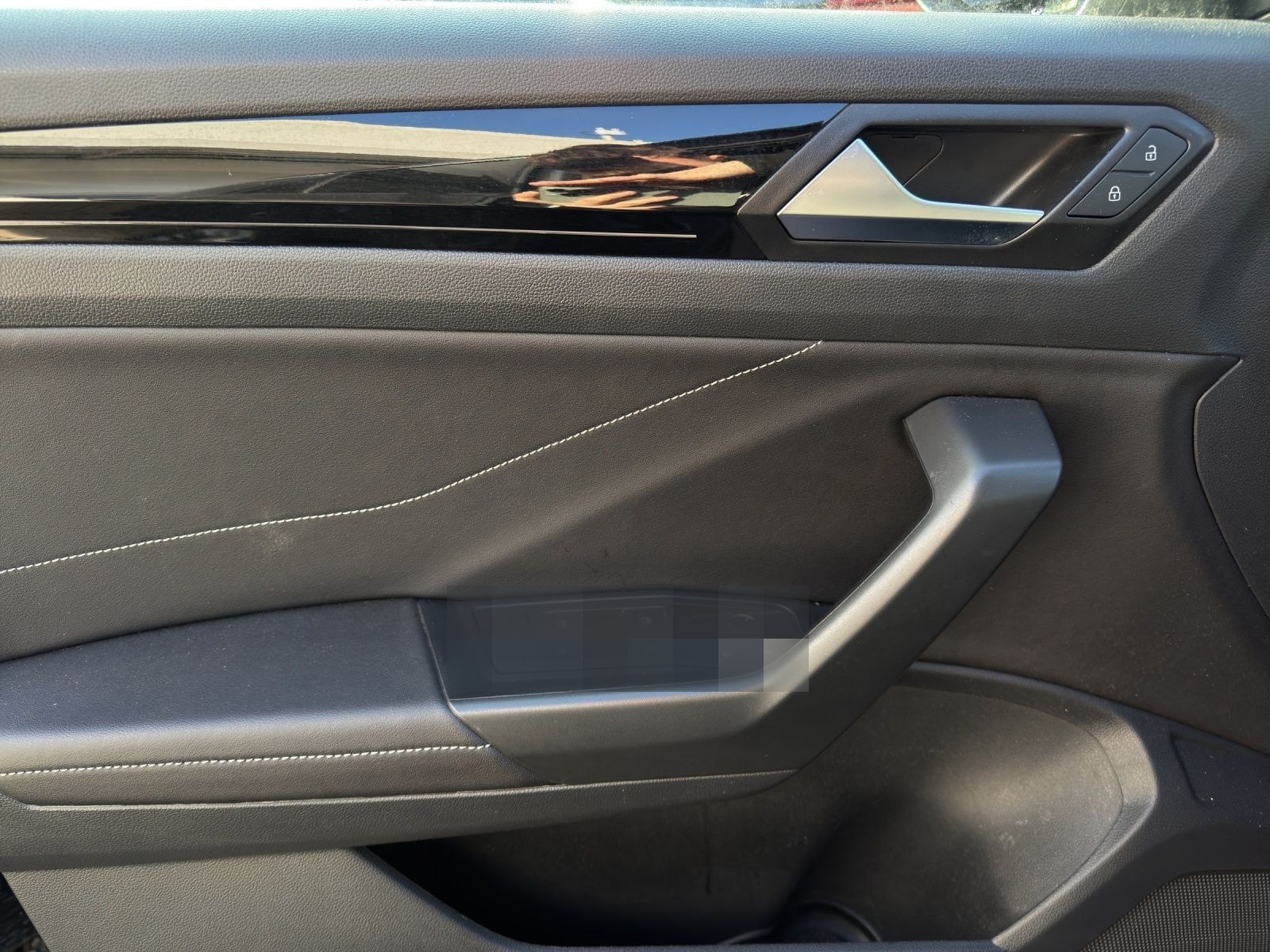 Volkswagen T-Roc 1.0 TSI R-LINE NAVI KAMERA APP-CONNECT LED foto 8