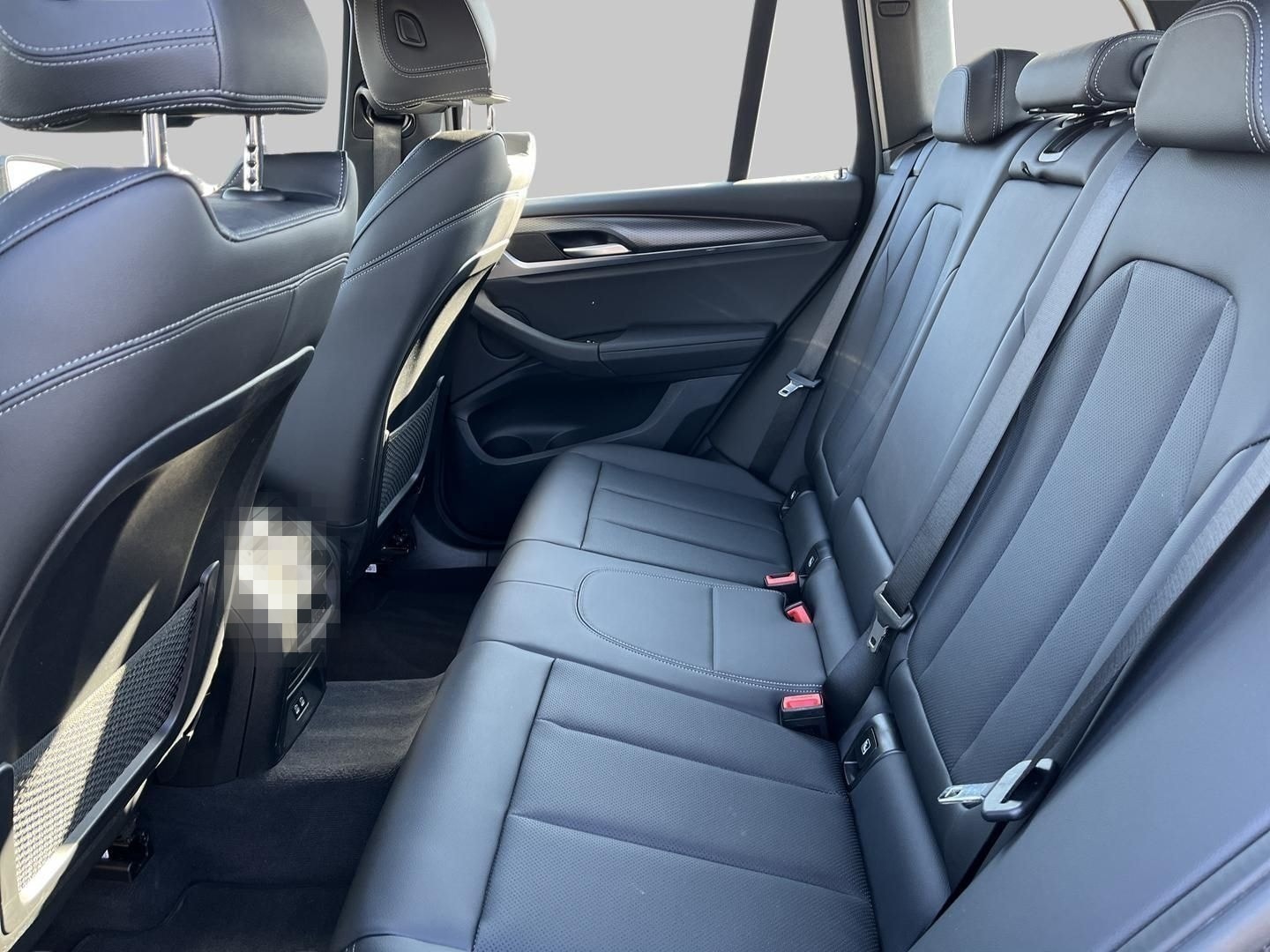 BMW X3 xDrive20d M Sport Laser Pano AHK HiFi Keyless foto 8