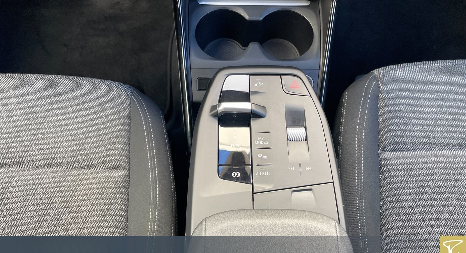 BMW 218d A Active Tourer AHK,adLED,DA+,RFK, foto 11