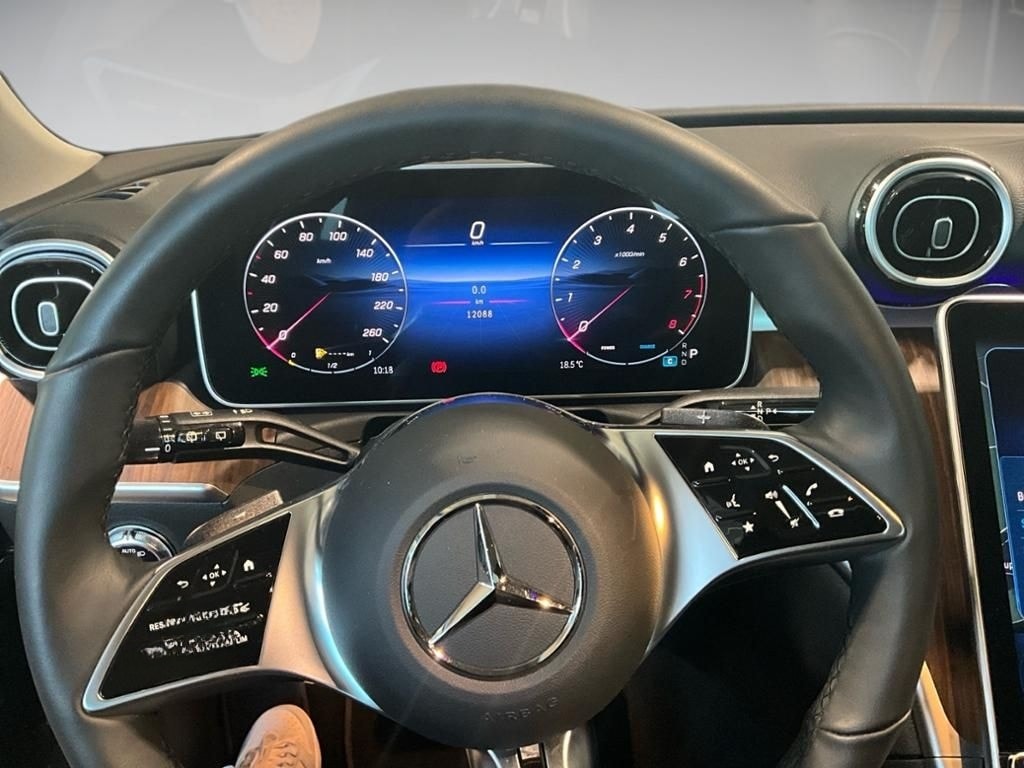 Mercedes-Benz C 200 T Avantgarde AUT Kam. KeyLess KlimaA LED foto 12