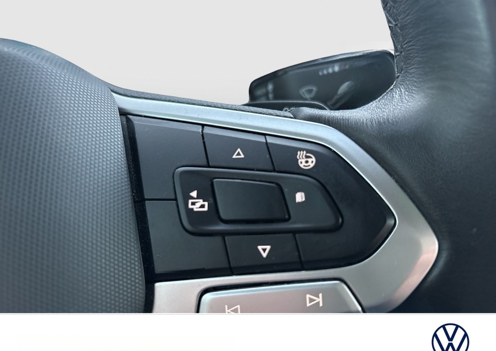 Volkswagen Golf VIII 1.0 eTSI MOVE STANDHZ. AHK CAM NAVI foto 15