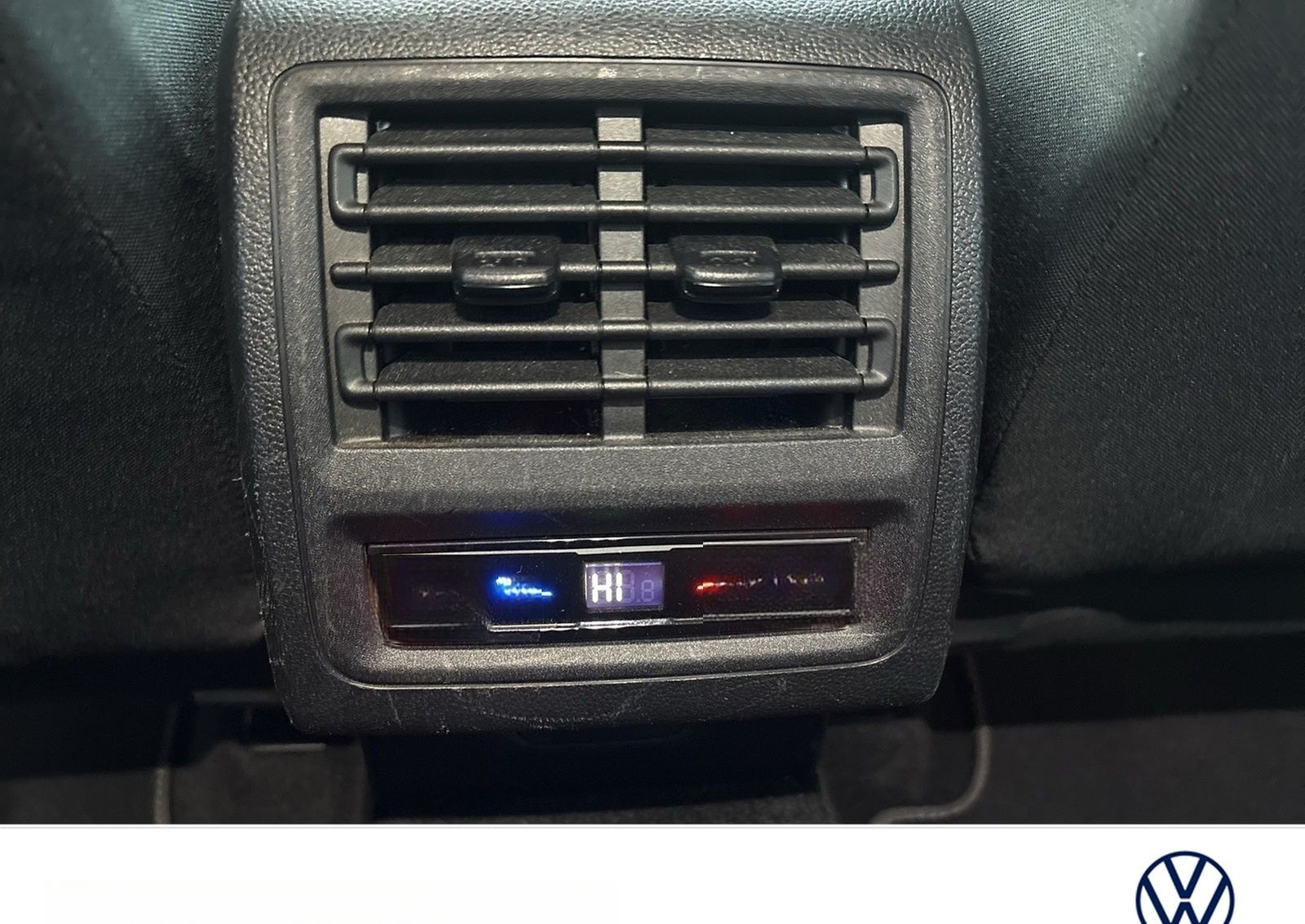 Volkswagen Golf VIII 1.0 eTSI MOVE STANDHZ. AHK CAM NAVI foto 18