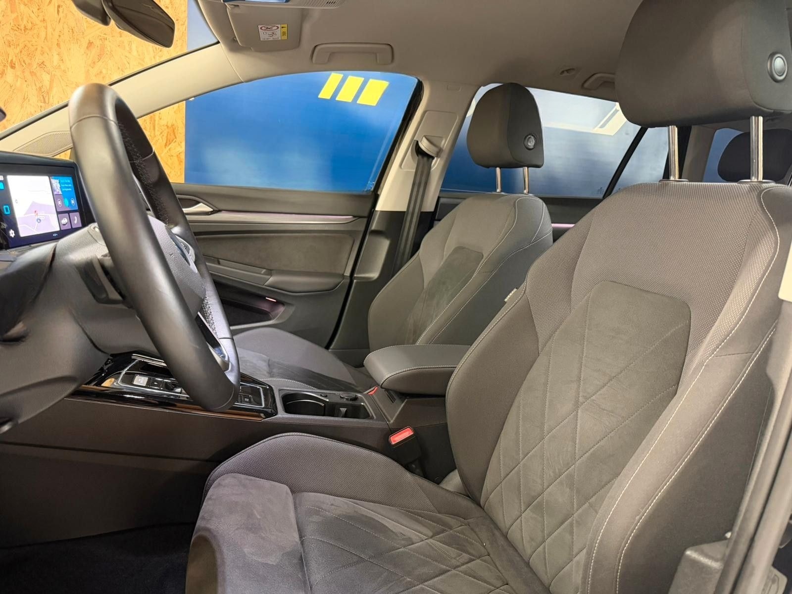 Volkswagen Golf VIII Variant*KAMERA*KEYLESS*LED*CARPLPLAY* foto 6