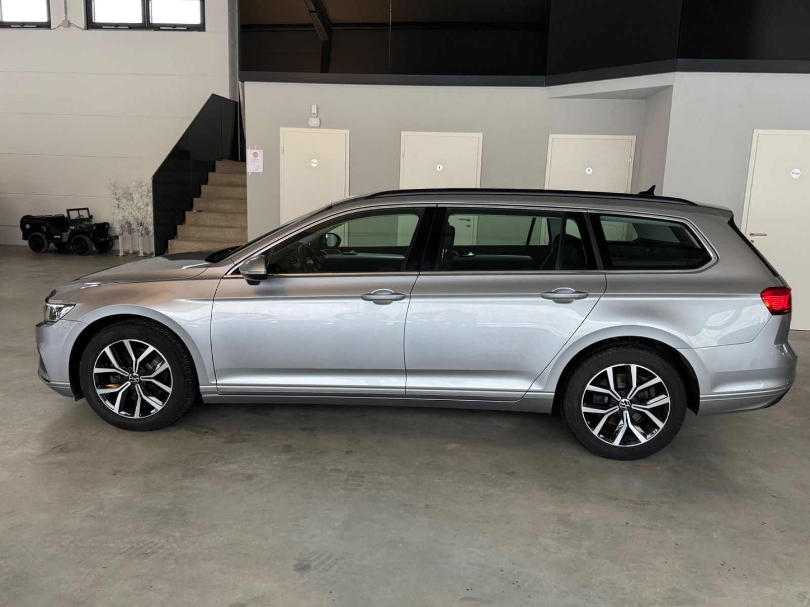 Volkswagen Passat Variant 2.0 TDI Business Matrix/AHK/Kam foto 7