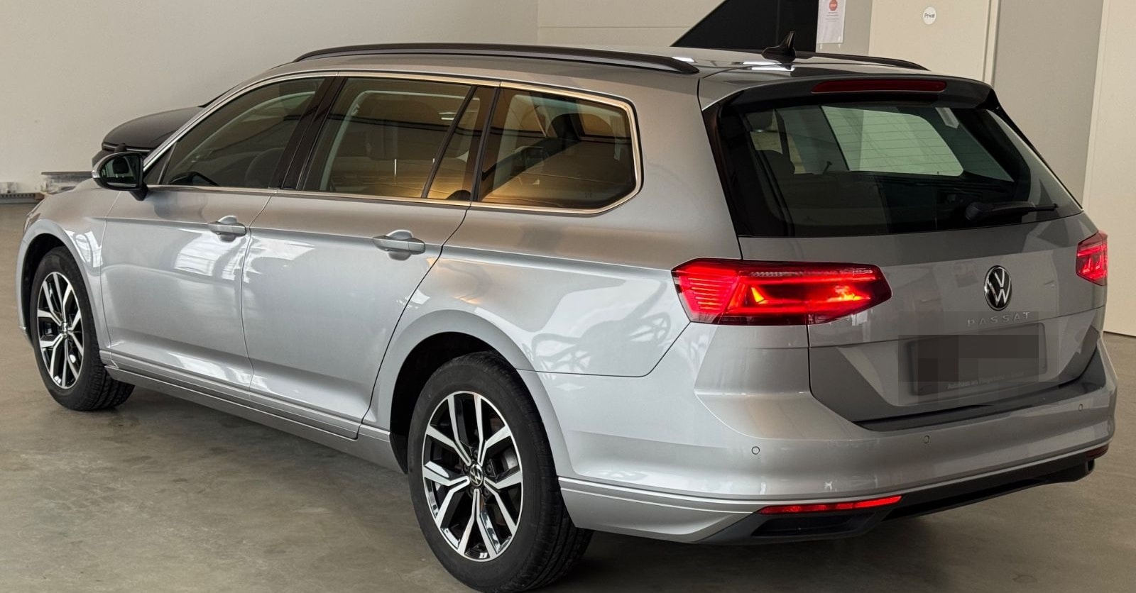 Volkswagen Passat Variant 2.0 TDI Business Matrix/AHK/Kam foto 8