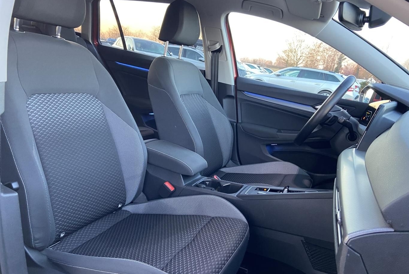 Volkswagen Golf Variant 2.0 TDI DSG Active APP-CONNECT+ACTI foto 13