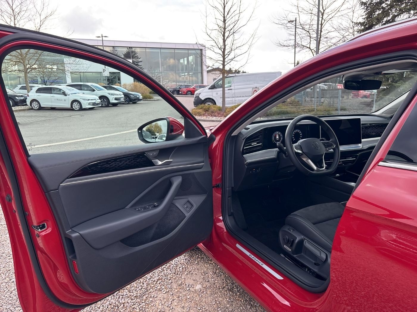 Volkswagen Passat Variant Elegance eHybrid Matrix/CCS/AHK foto 21