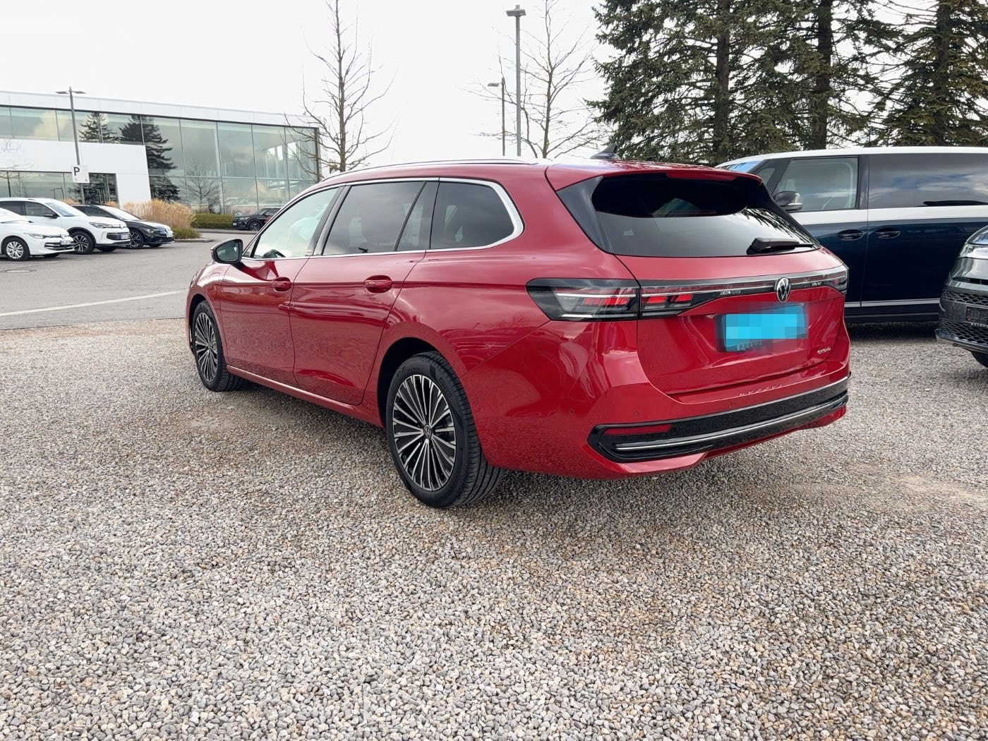 Volkswagen Passat Variant Elegance eHybrid Matrix/CCS/AHK foto 5