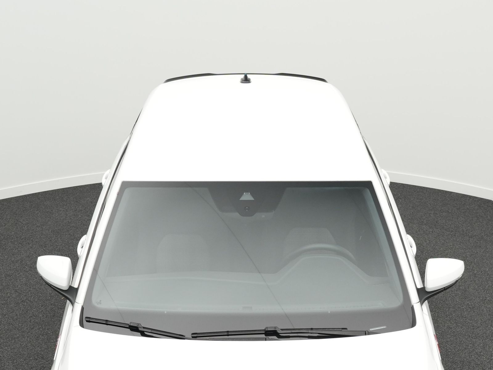 Volkswagen Polo GTI 2.0 TSI DSG *IQ.LIGHT*BEATS*ACC*17''* foto 24