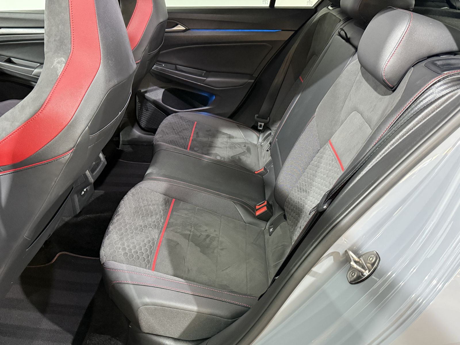 Volkswagen Golf VIII GTI Clubsport *Akrapovic*Matrix*DAB+* foto 20