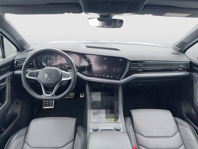 Volkswagen Touareg 3.0 TDI 4M R-Line Leder AHK Pano Stand foto 10