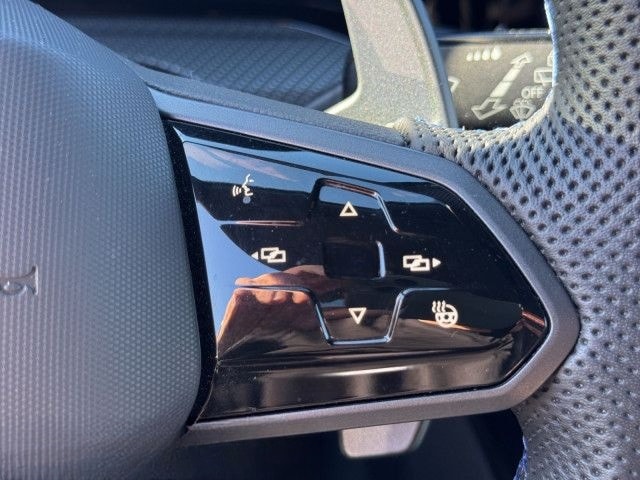 Volkswagen Golf 8 2.0 TSI DSG 4Mo R 19 MATRIX NAVI CAM foto 24