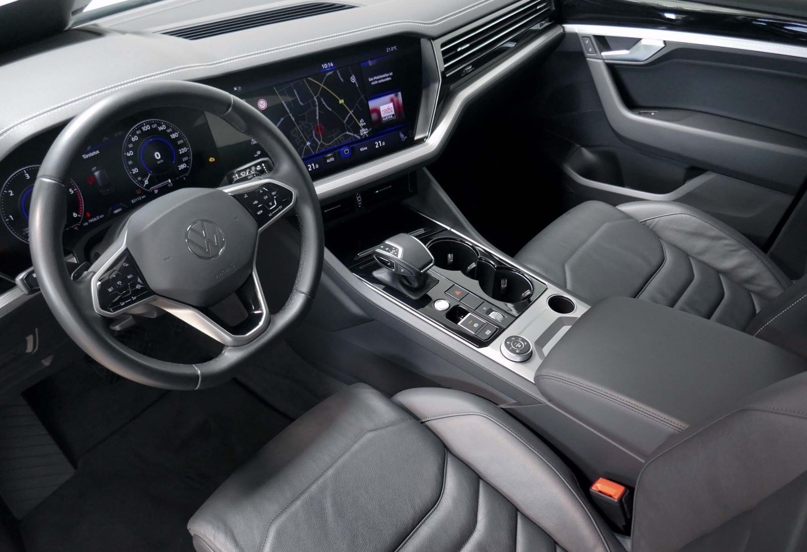 Volkswagen Touareg 3.0 TDI V6 4MOTION | LED RFK ACC Navi foto 13