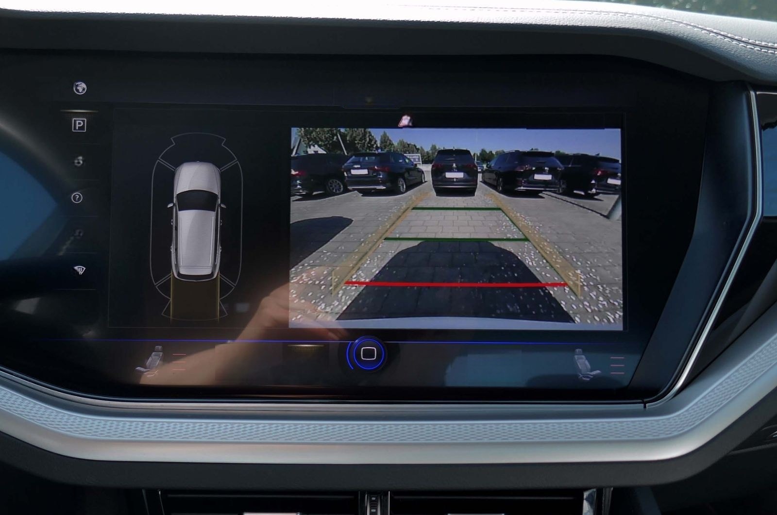 Volkswagen Touareg 3.0 TDI V6 4MOTION | LED RFK ACC Navi foto 18