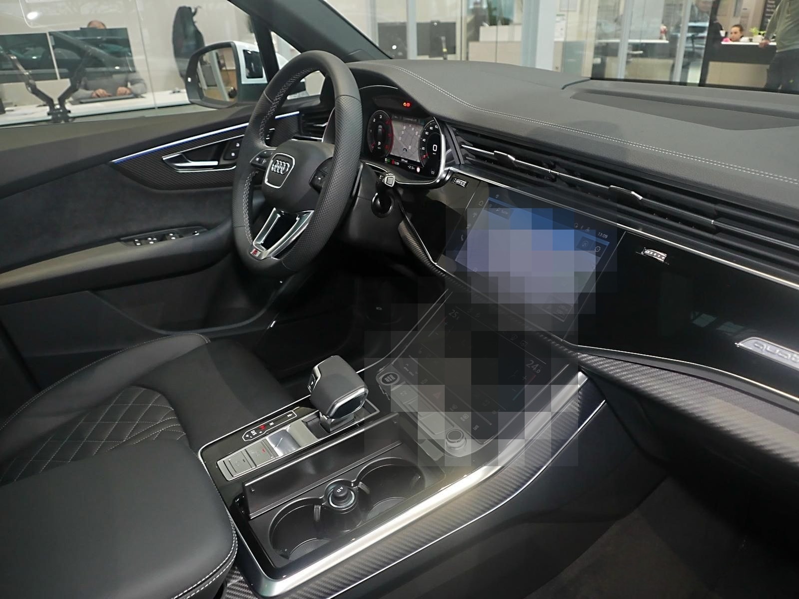 Audi Q7 50 TDI qu. 2x S line 7Si AHK B&O Pano Standh. foto 4