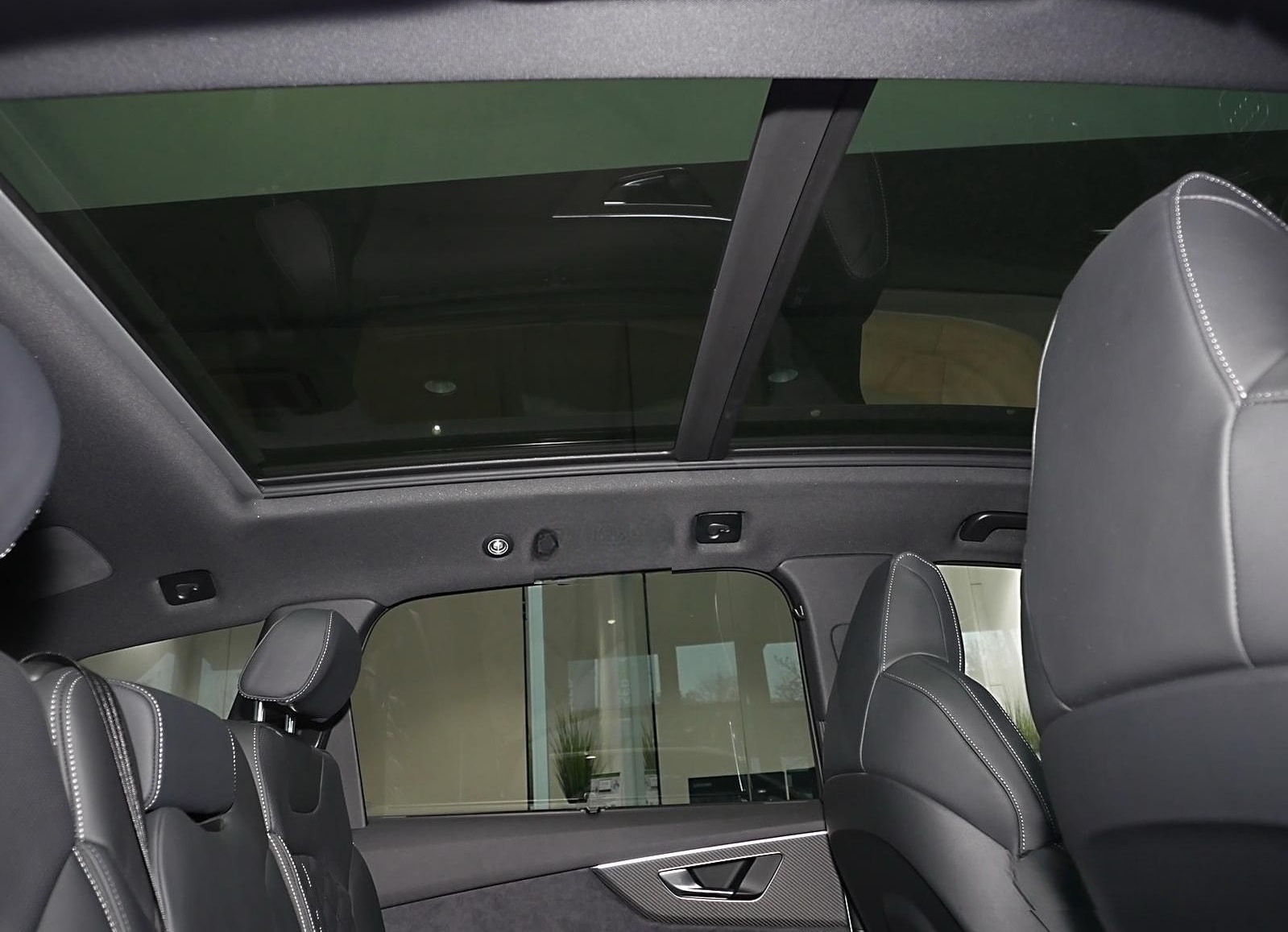 Audi Q7 50 TDI qu. 2x S line 7Si AHK B&O Pano Standh. foto 7