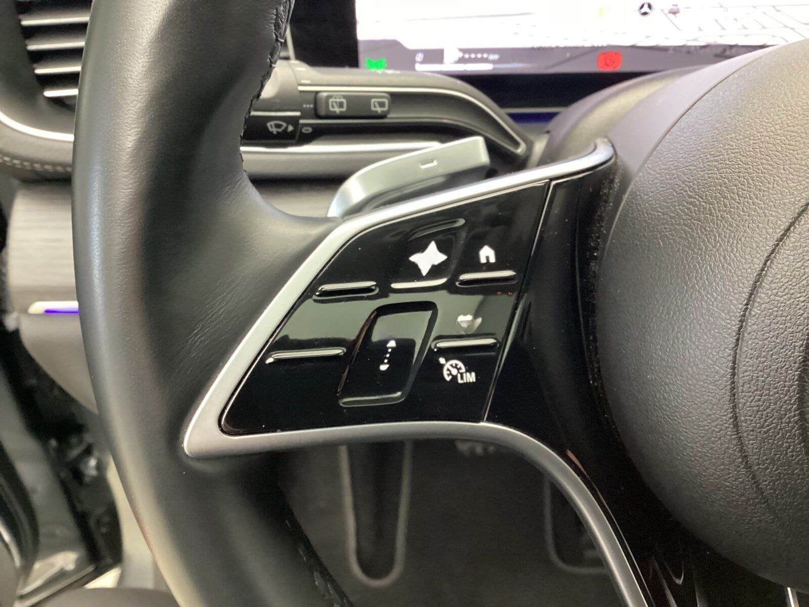 Mercedes-Benz GLS 450 4M AMG E-Active Akustik Burmester StHz foto 14