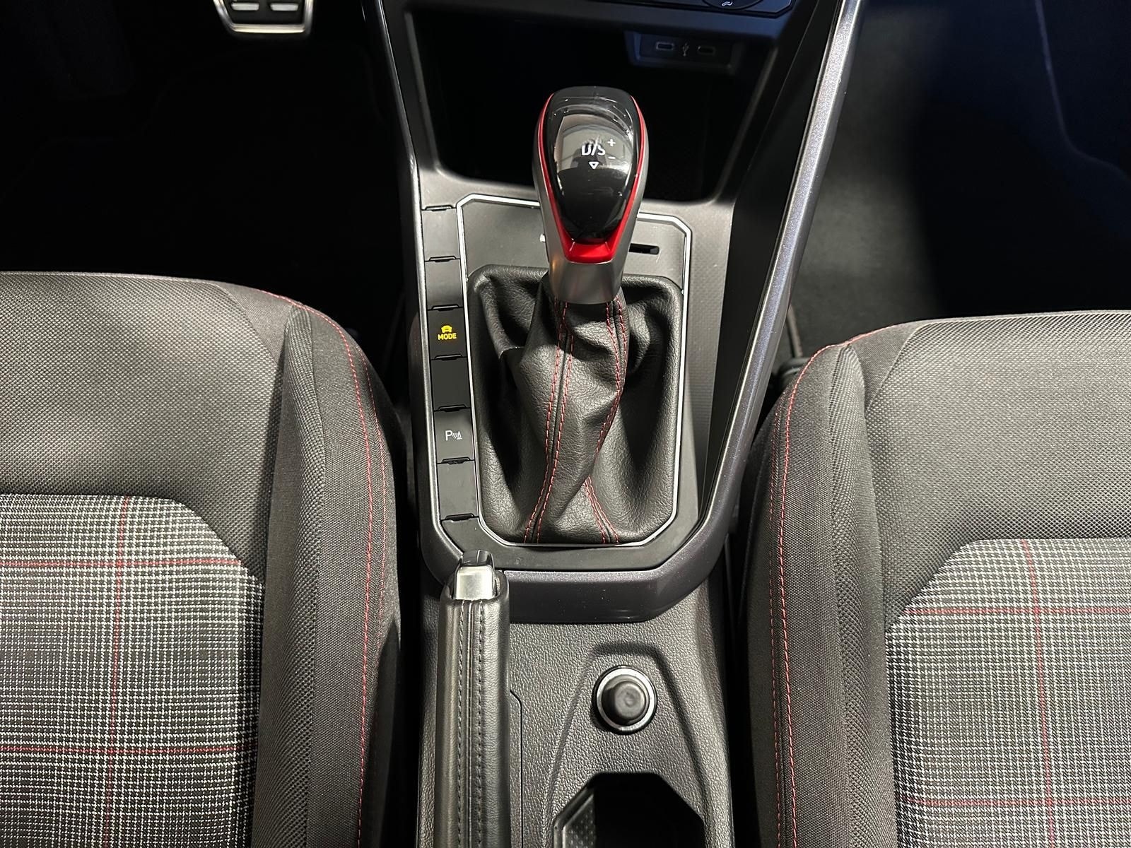 Volkswagen Polo 2.0 TSI DSG GTI Matrix|ACC|virt.Cock.|SHZ foto 16