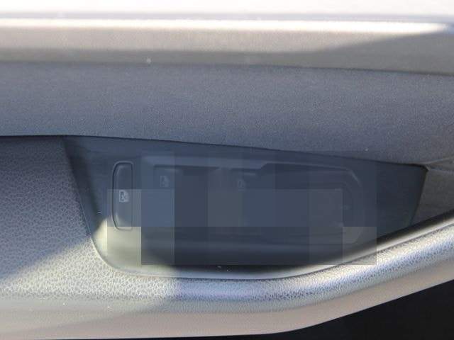 Volkswagen Passat Variant 2.0 TDI Business Niveauregulierun foto 16