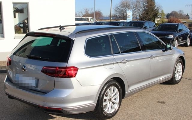 Volkswagen Passat Variant 2.0 TDI Business Niveauregulierun foto 4