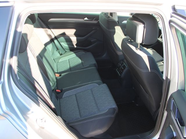 Volkswagen Passat Variant 2.0 TDI Business Niveauregulierun foto 9