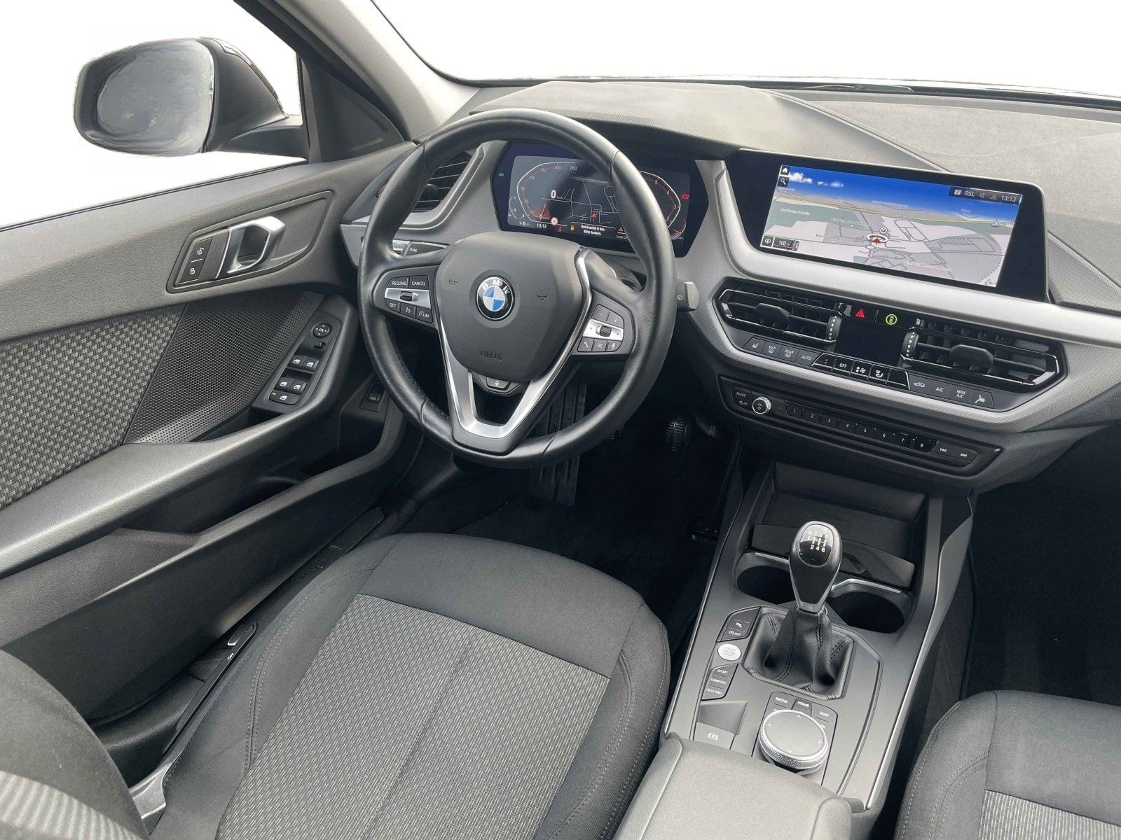 BMW 118i LED/Navi/Lenkradhzg/Garantie bis 03/2029/Sp foto 11