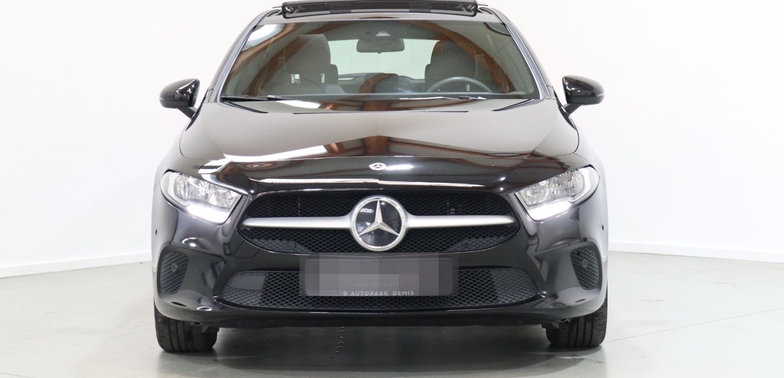 Mercedes-Benz A 250 e - PANORAMA-TEMP-LIVE-PDC-NAVI-BUSINESS foto 3