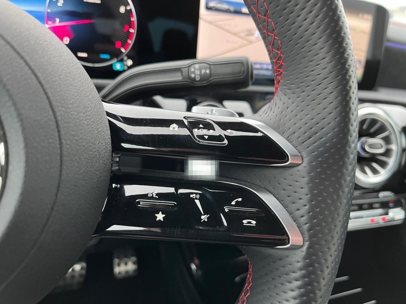 Mercedes-Benz CLA 200 Coupé AMG Pano*AHK*HUD*LEDmulti*360°Ambi foto 23