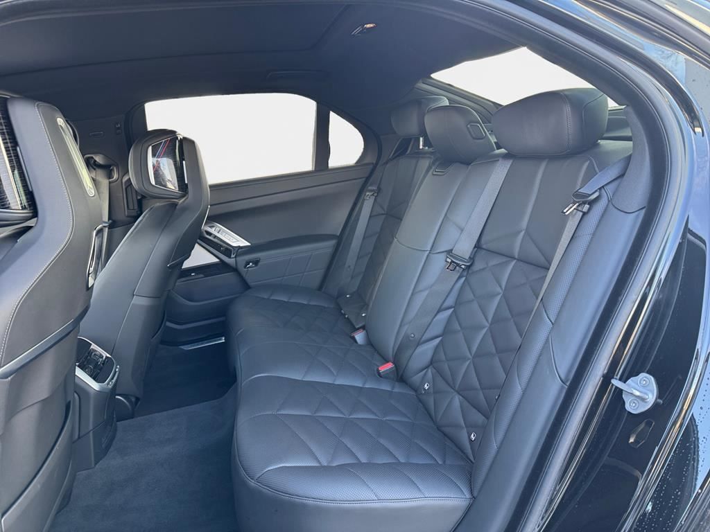 BMW 740d xDrive M Sport Inno+Sky Lounge+Standhg+B&W foto 15