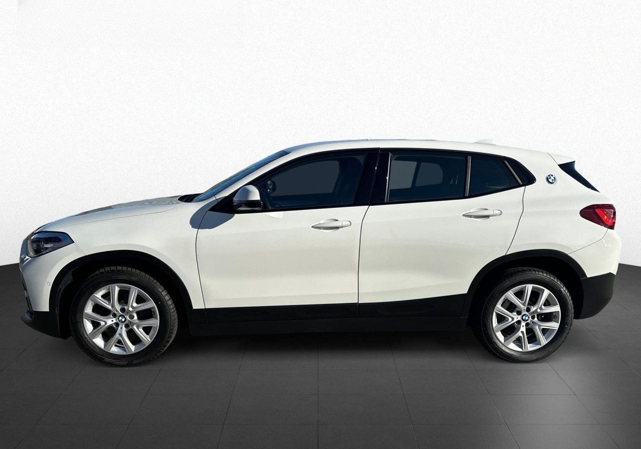 BMW X2 sDrive20d PA DA LED PDC RFK HiFi SitzHz Navi foto 7