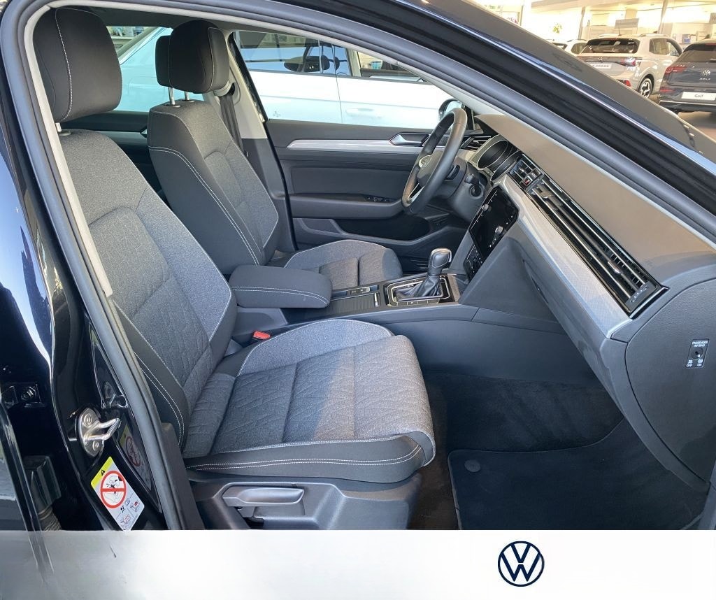 Volkswagen Passat Variant Business 1.5TSI*DSG*Navi*LED*Rear foto 3