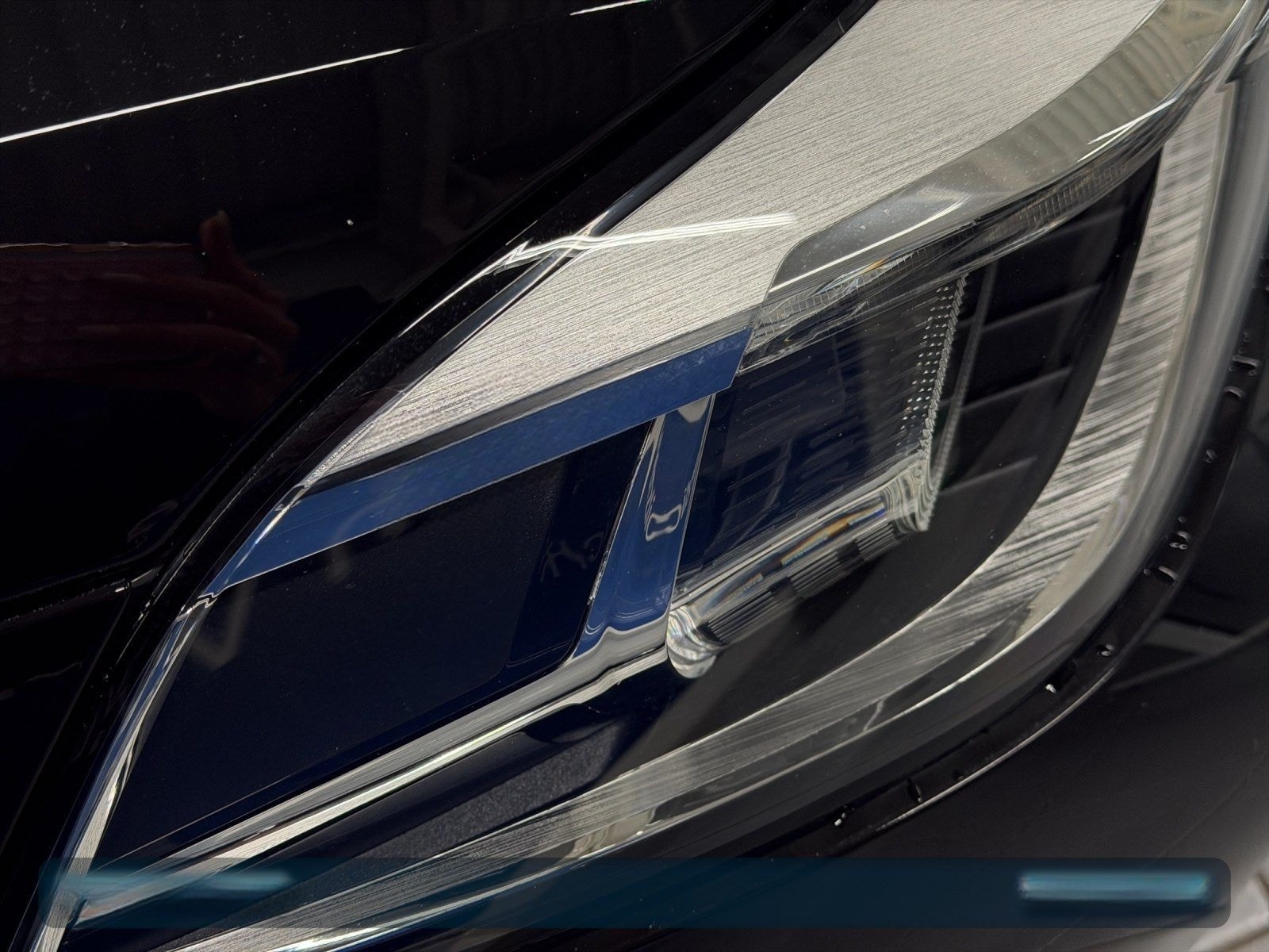 BMW 118i Navi+HiFi+Spurass.+LED+Ambi+BT+S/S-AT+Temp foto 21