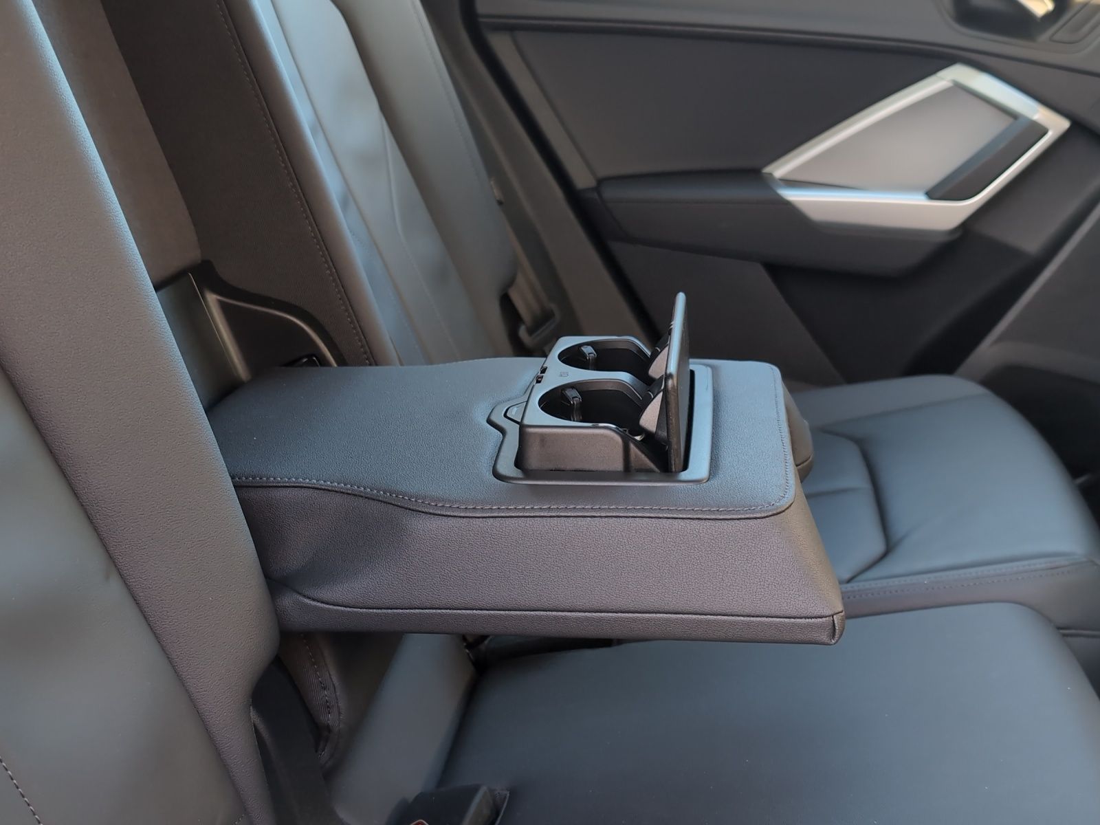 Audi Q3 35 TFSI advanced S tro*LED*Virtual*Navi+*Teil foto 18