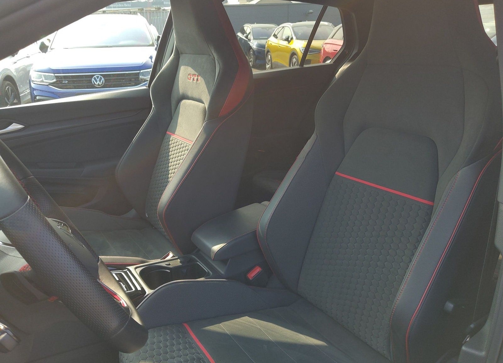 Volkswagen Golf GTI Clubsport Pano HUD H&K IQLight DCC Pano foto 12