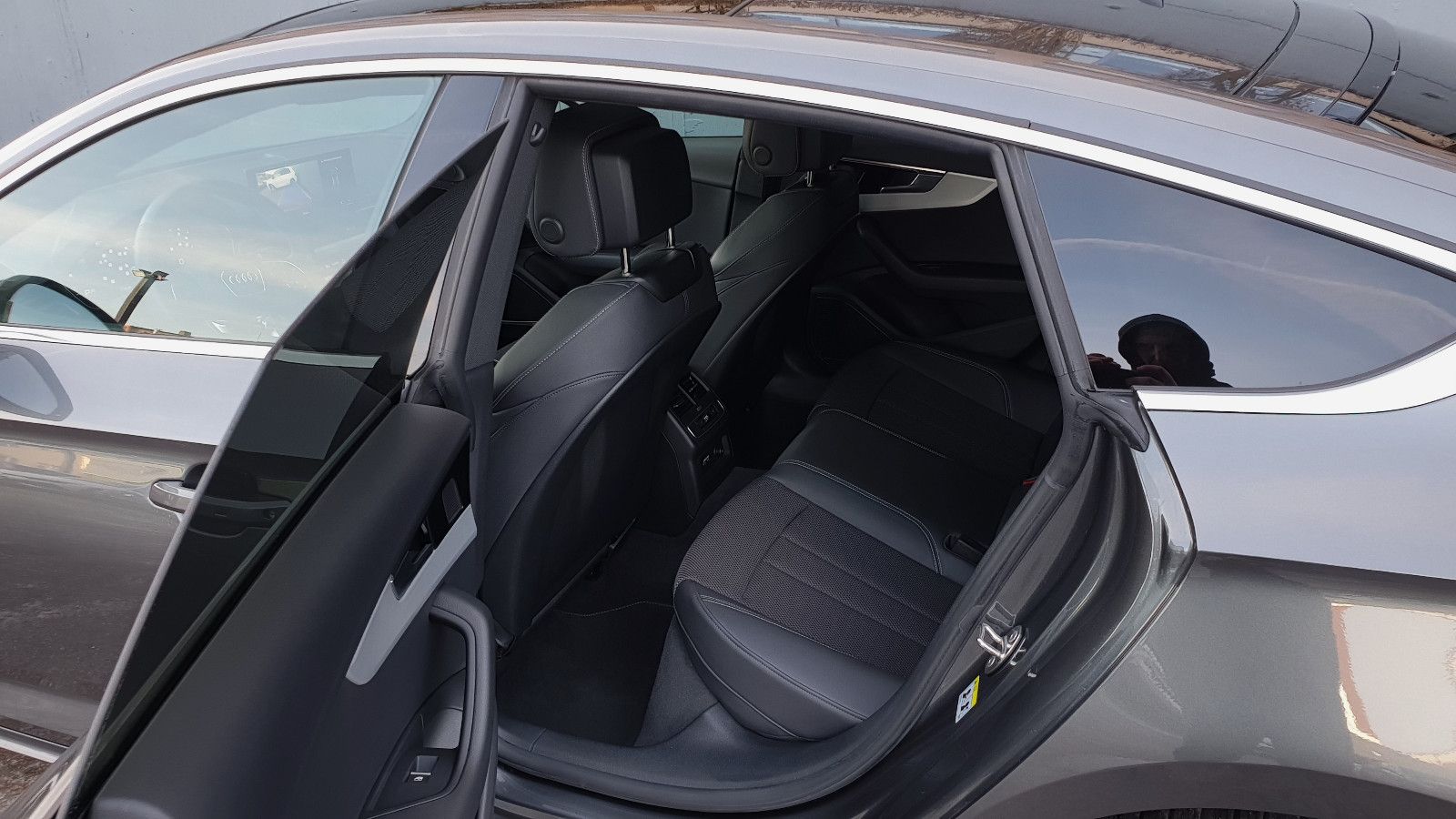 Audi A5 40 TFSI S tronic 3x S line Pano/Matrix/ACC/19 foto 9