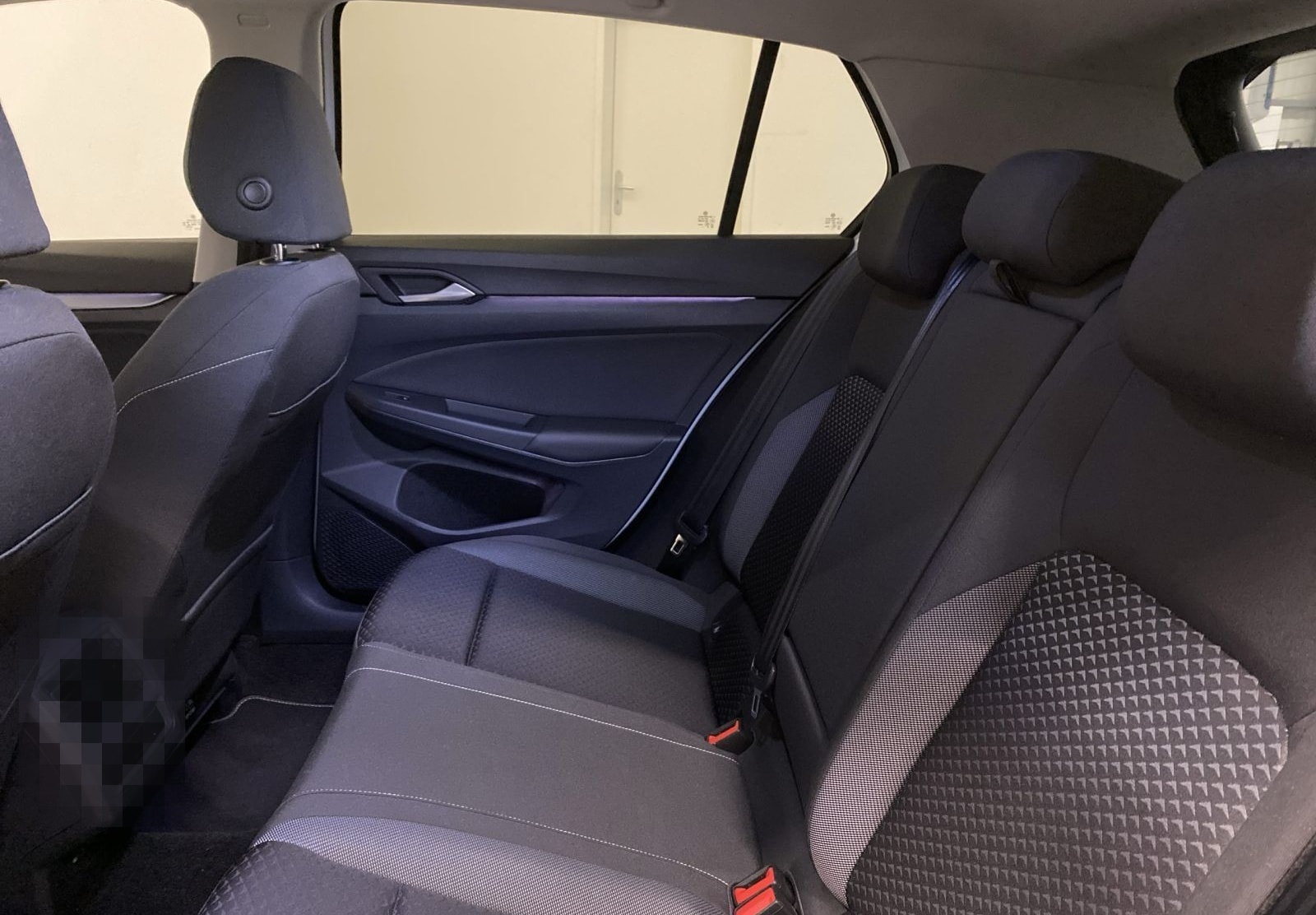 Volkswagen Golf VIII 1.5 TSI Active *AHK*ACC*PDC*RFK*Navi foto 8