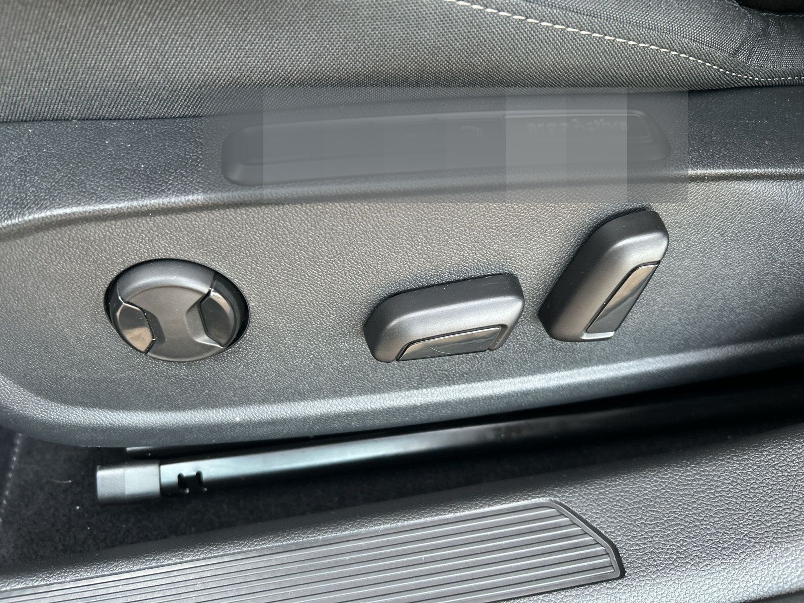 Volkswagen Golf VIII 1.4 TSI Style eHybrid DSG+LED+NAVI+ACC foto 23