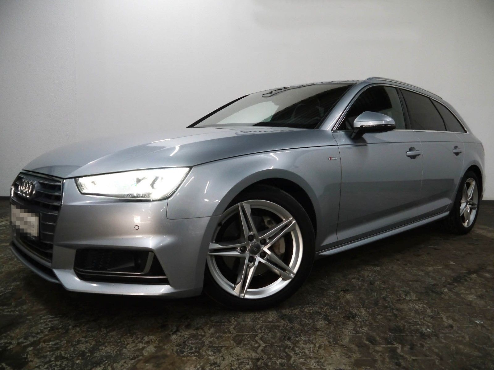 Audi A4 Avant S Line ACC Kamera Lane LED Virtual Spur foto 1