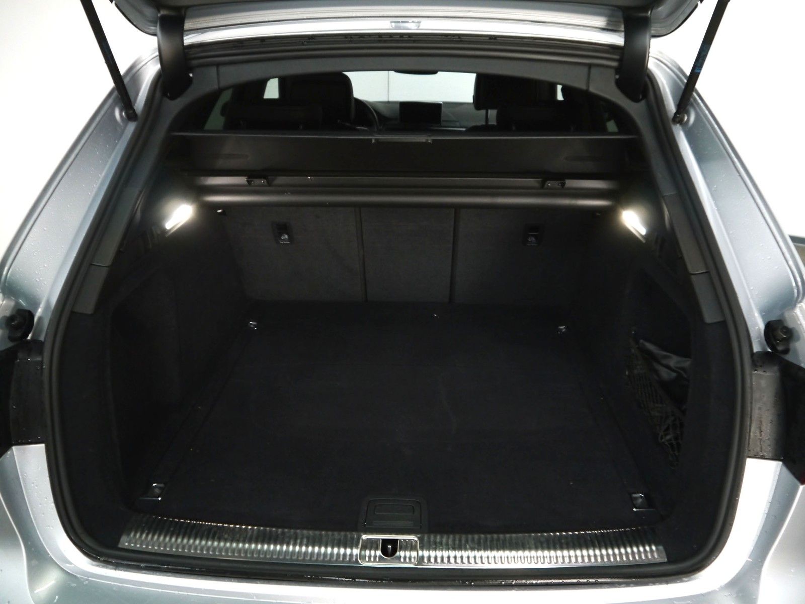 Audi A4 Avant S Line ACC Kamera Lane LED Virtual Spur foto 15