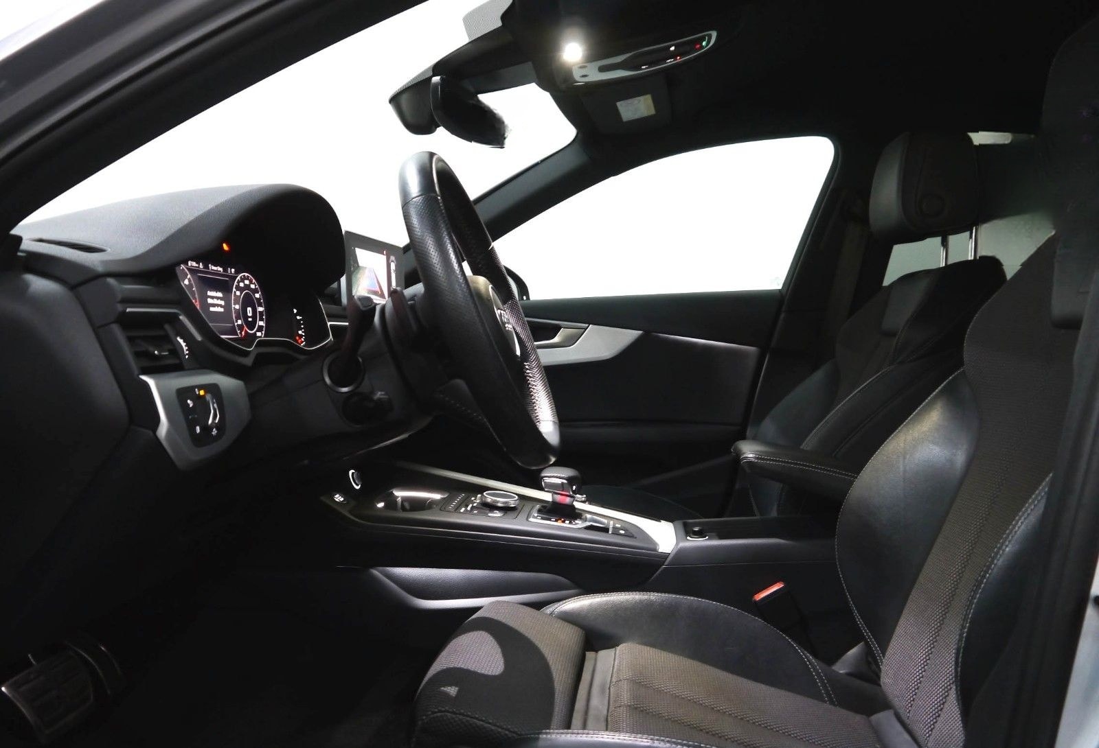 Audi A4 Avant S Line ACC Kamera Lane LED Virtual Spur foto 8