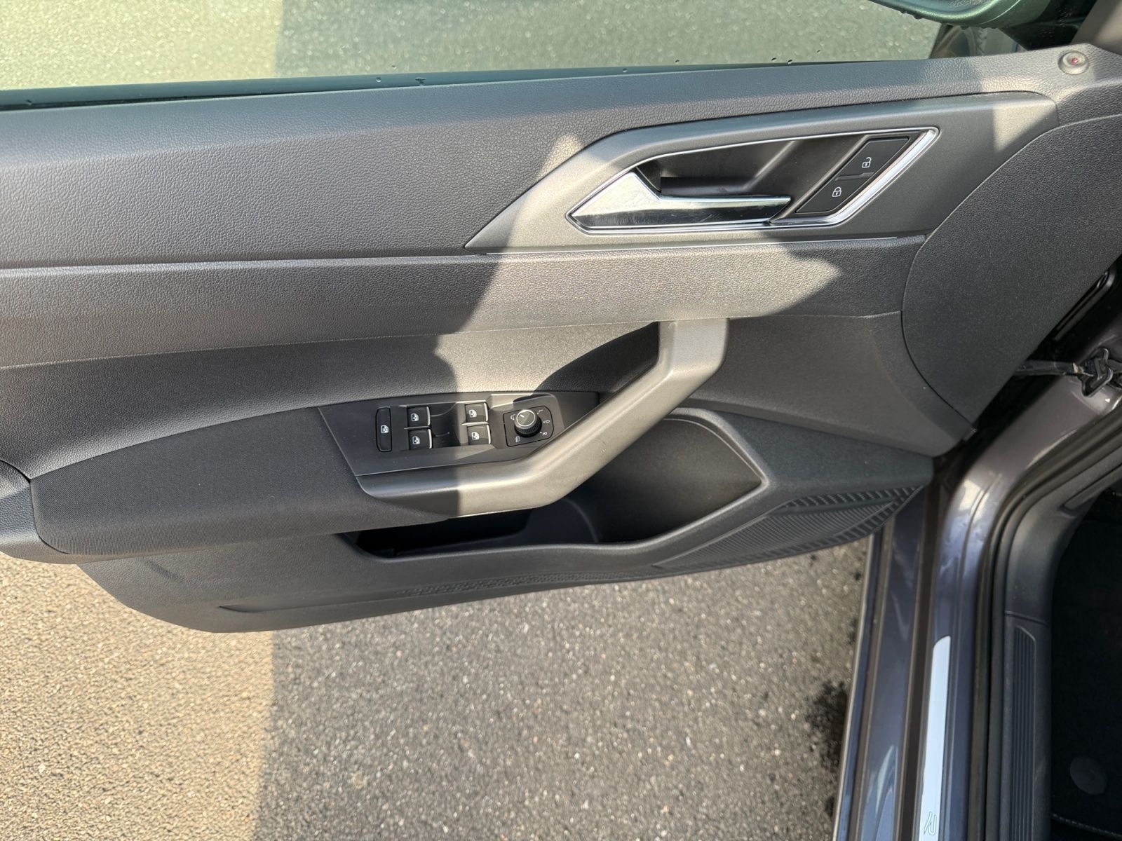 Volkswagen Taigo 1,0 TSI R-Line Navi LED Kamera foto 14