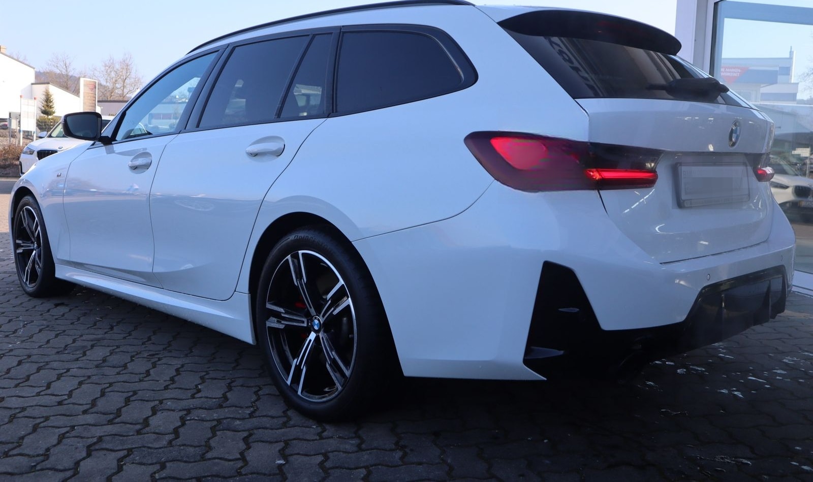 BMW 320d xDrive Touring M Sport Pro/DAB/AHK/Lhz/ACC foto 3