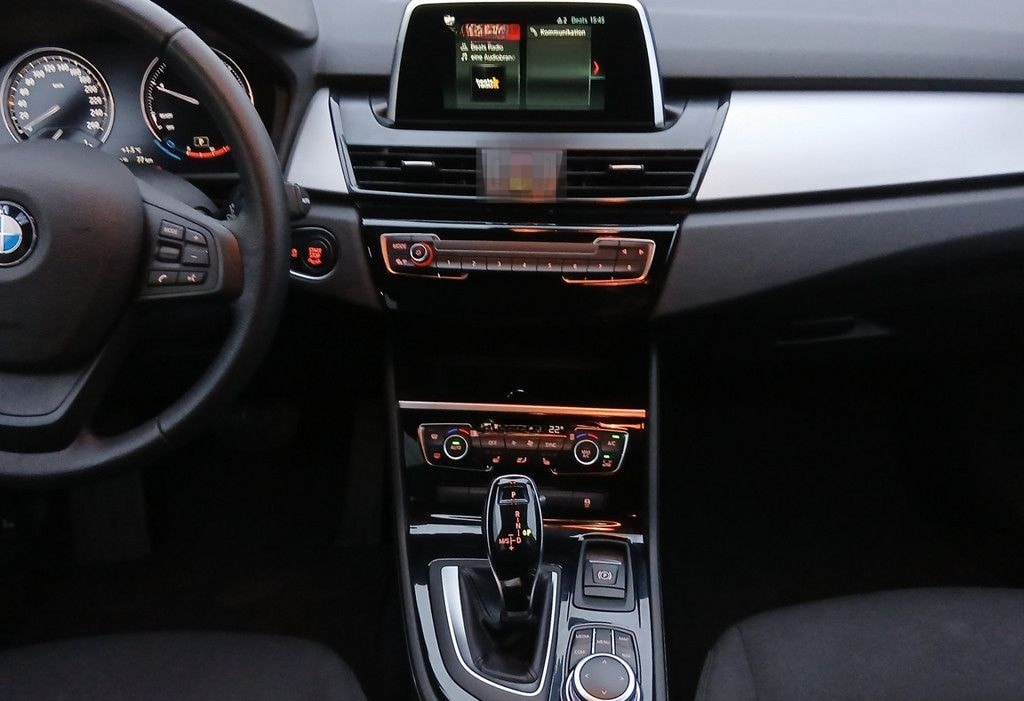 BMW 216d Gran Tourer ADVANTAGE LED NAVI PDC SHZ AHK foto 12