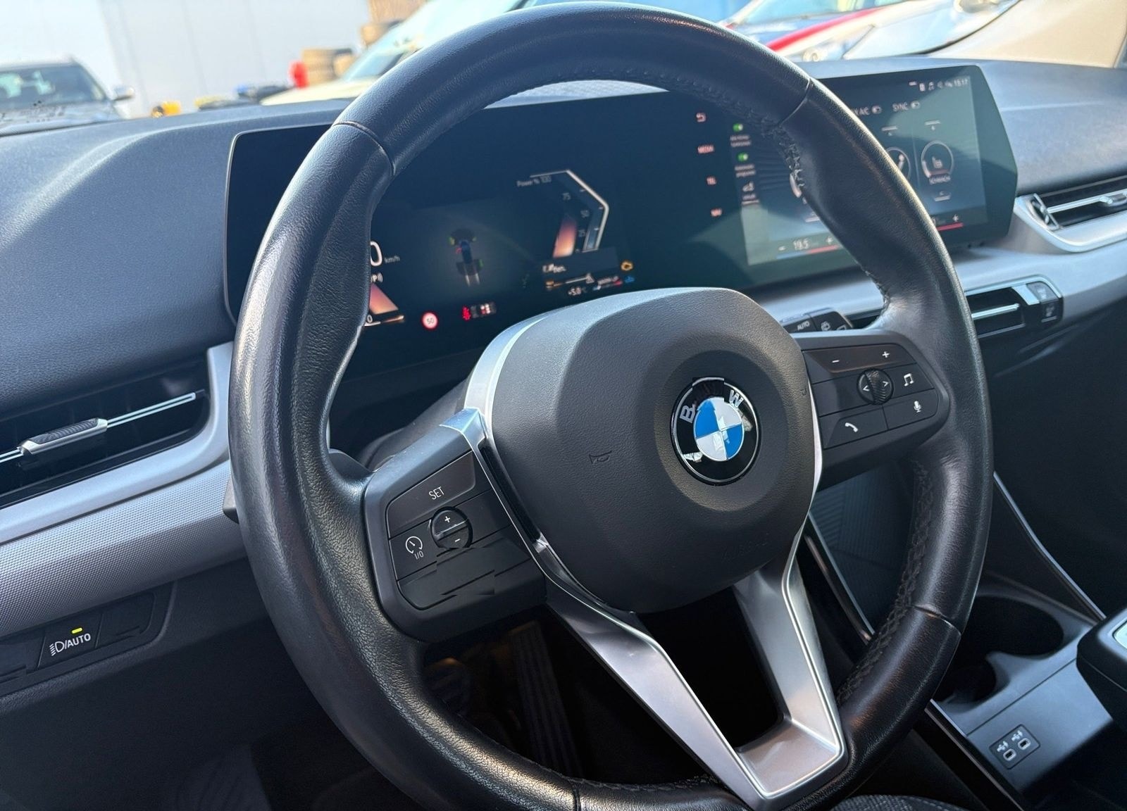 BMW 218d Active Tourer Aut. Navi Parkassistent AHK foto 8